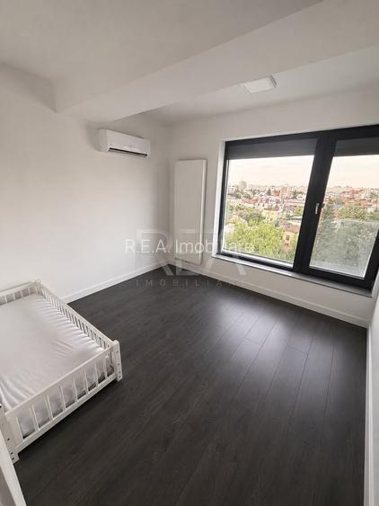 3 camere Țepeș Vodă decomandat, centrală, an 2017, 85 mp, terasa 60 mp