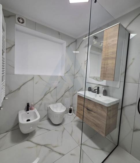 Apartament modern 2 camere 2 balcoane 47 mp utili zona Valea Aurie