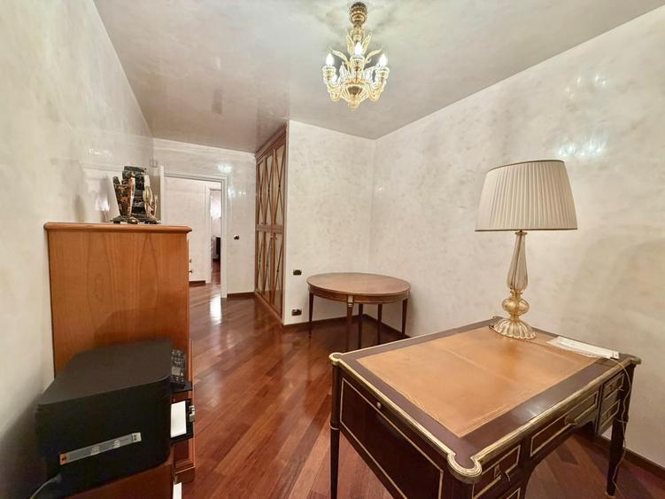 Apartament 4 camere/ Primăverii - STR Jean Monnet/ 190mp+ parcare