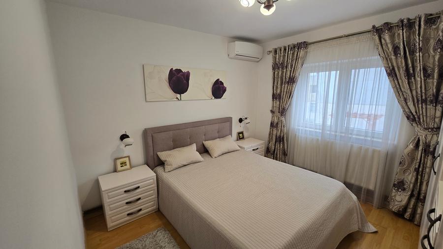 Apartament 4 camere de vanzare, etajul 1, Focsani