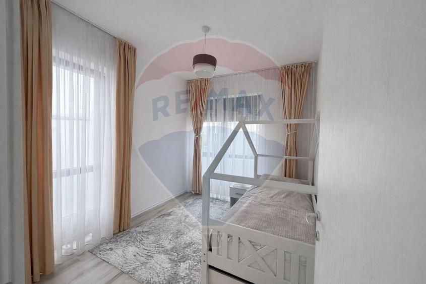 Casă modernă de vânzare | 4 camere și curte | Ulmi, Giurgiu