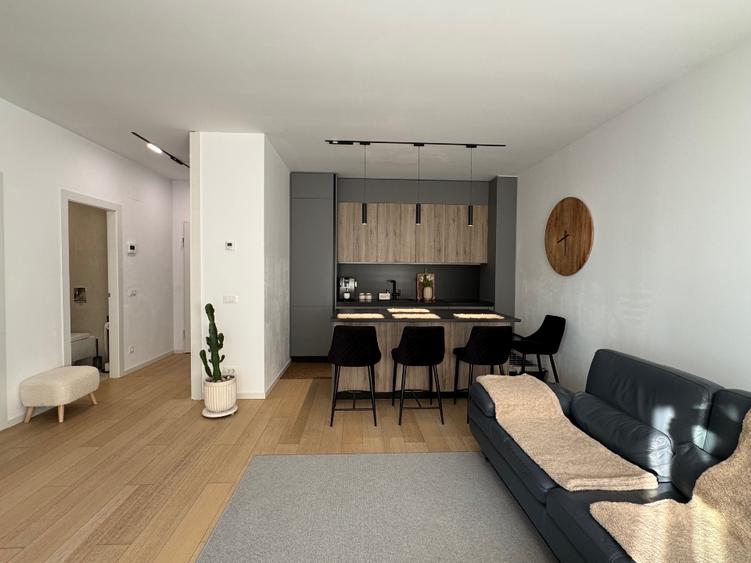 Apartament deosebit de vanzare complet utilat