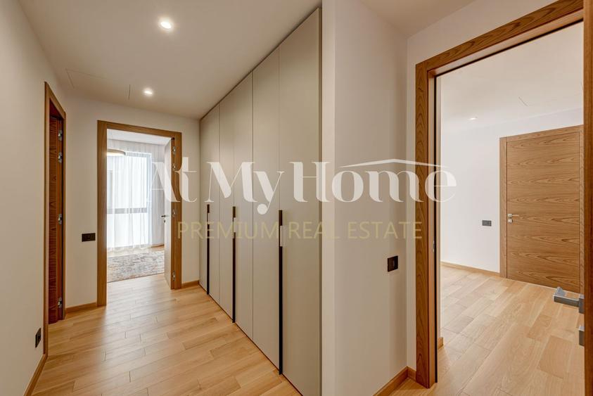 Apartament NOU, SUPERB cu 4 camere, finisaje si mobilier PREMIUM, parcare