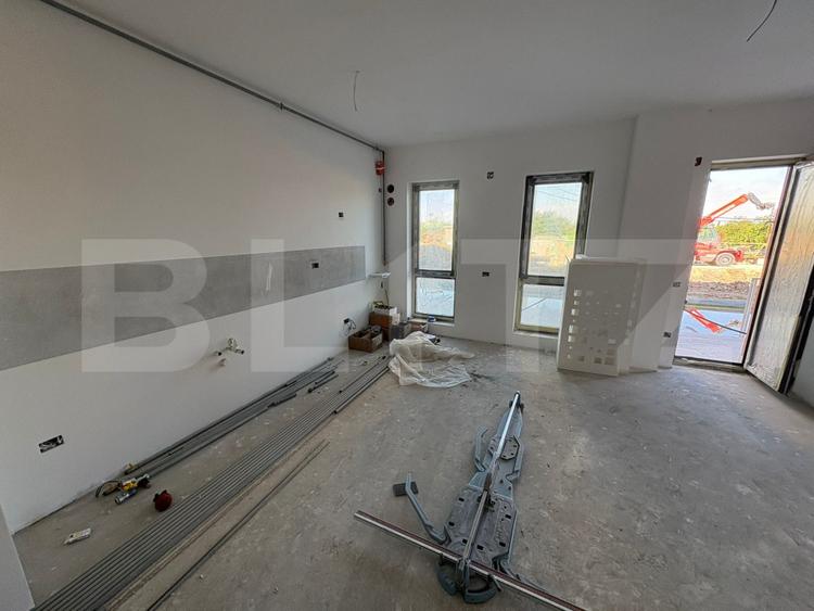 Apartament cu doua camere | nemobilat sau mobilat | parcare inclus.