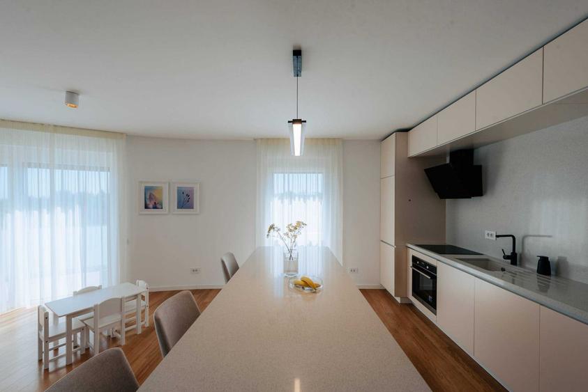 Apartament de lux, 4 camere, semidecomandat, 110mp, Zona Gradina Botanica