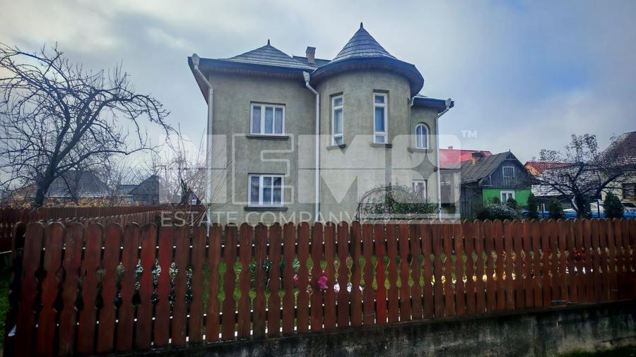 Vilă 5 camere | 200 mp utili | Teren 4.361 mp | Demisol + Mansardă