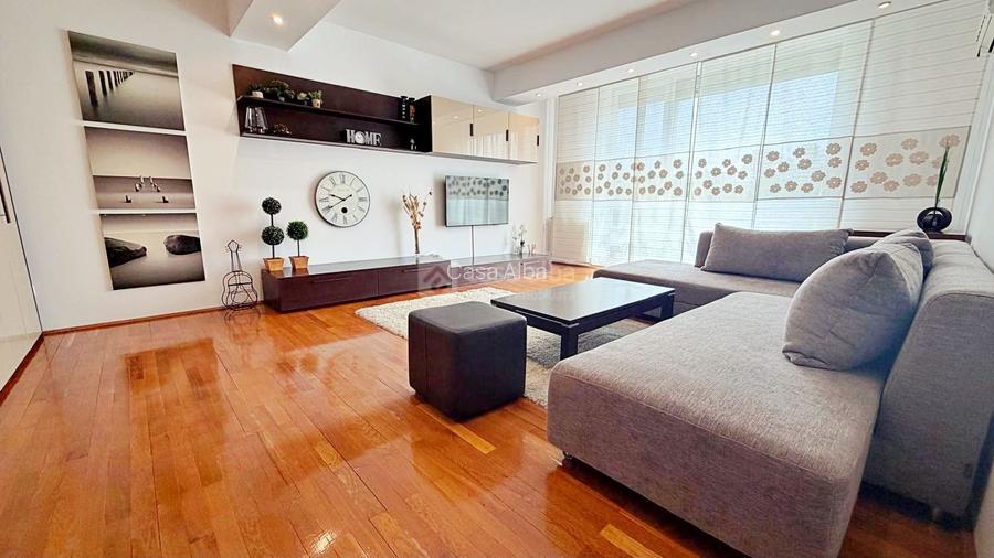 Central, 2 camere premium, vedere spre Mitropolie, parcare inclusa - 2