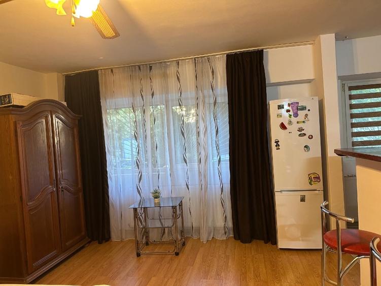 URGENT! Vând Garsoniera, 38 mp | Parter | Calea 13 Septembrie – Drumul Sării |