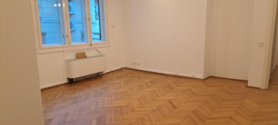 SPATIU DISTINCTIV IN VILA ISTORICA