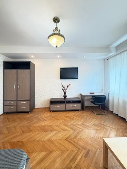 Bd. Dacia – Aurel Vlaicu | Garsoniera Decomandata 30 mp | 430 EUR