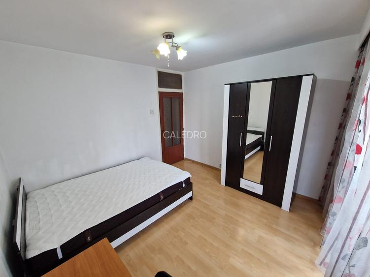 Apartament 3 camere  decomandat zona semicentrala - 10