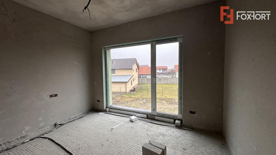 Duplex 3 camere, 96 mp, in Mosnita Noua