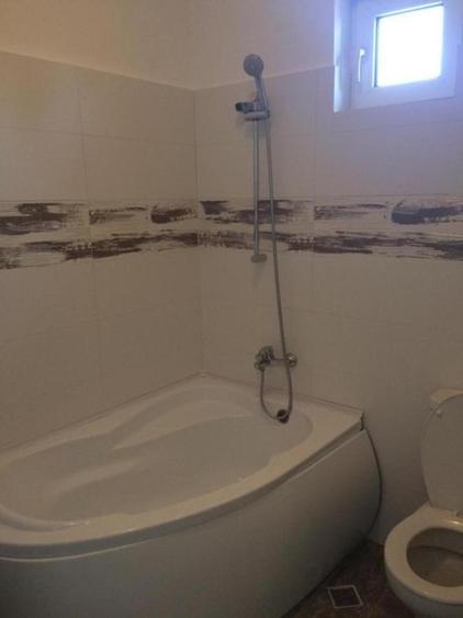 Spre inchiriere 2 camere studio
