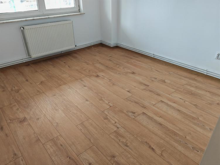Apartament 2 camere zona Centrul Civic