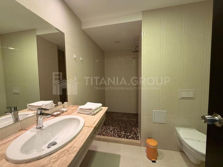 Hotel 4 stele, complet echipat, 85 camere, teren 5000 mp - Predeal