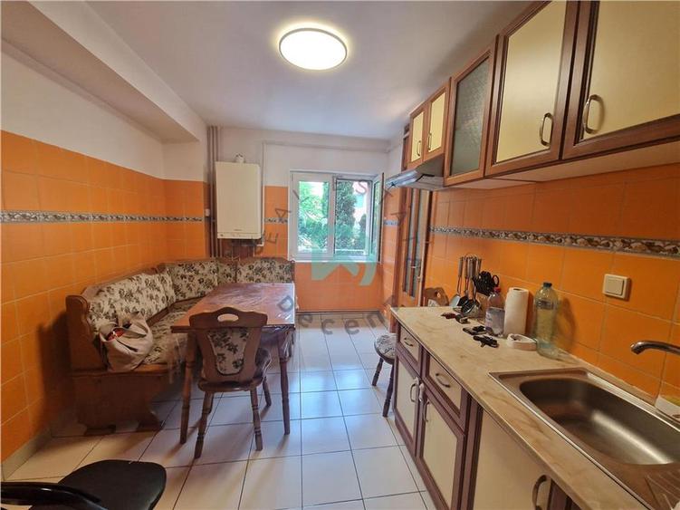 Apartament 4 camere,92 mp utili,  Noua, Brasov