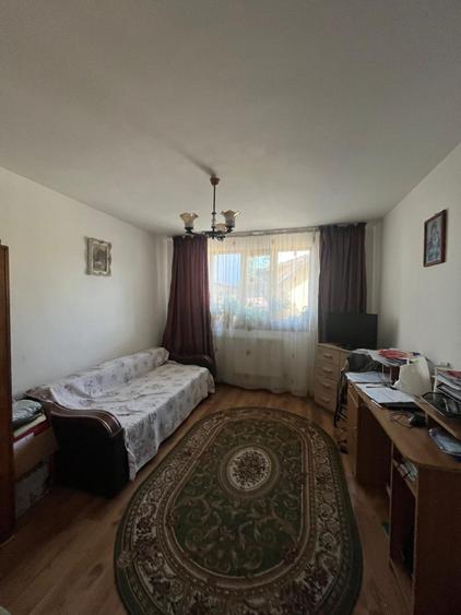 Casă spațioasă P+1+M, 186 mp, zonă Rovine