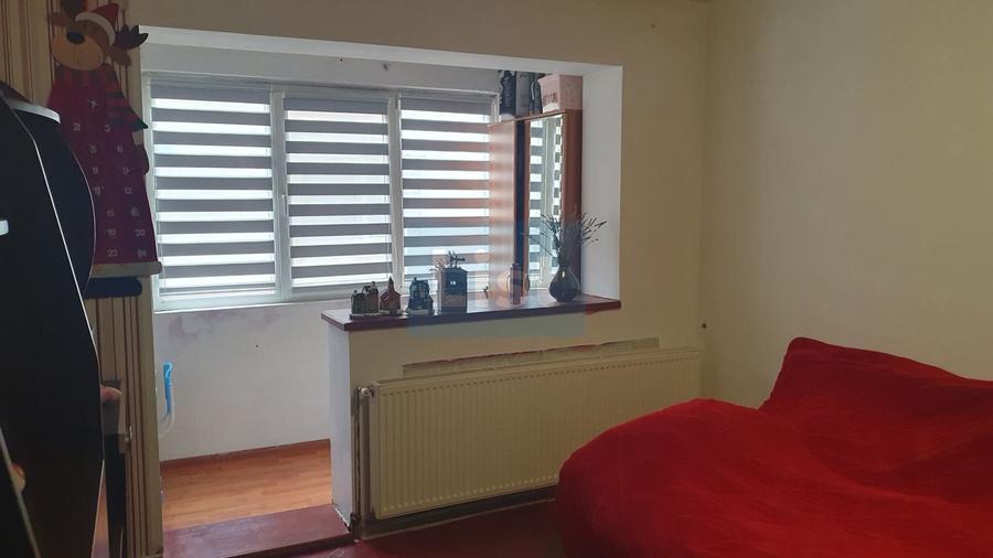 Apartament, 3 camere decomandat – Zona Centrală, Târgu Jiu. COMISON 0%