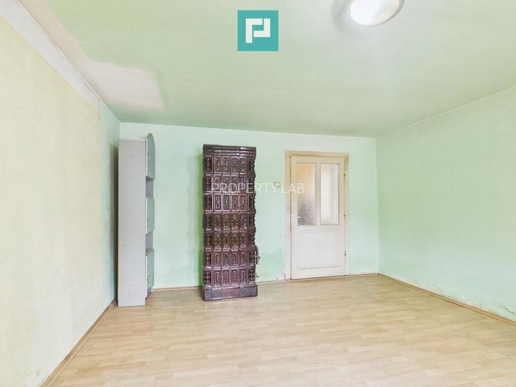 Casă complet modernizată, P+1 în Buteni, Arad - 30