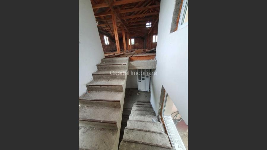 Casă de vânzare, 4 Camere, 470 mp, Horia - 4