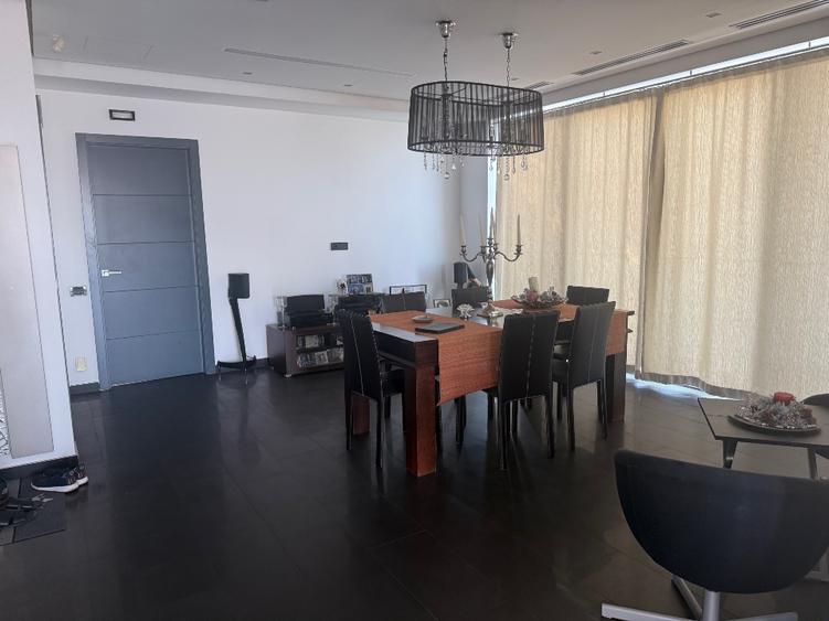 Sky Villa / Penthouse 355