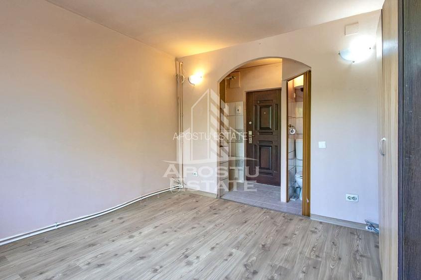 Garsoniera de vanzare la parter, zona UMT, Timisoara - 2