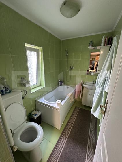 Casa P+2, 240 mp, 300 mp teren, zona Titulescu