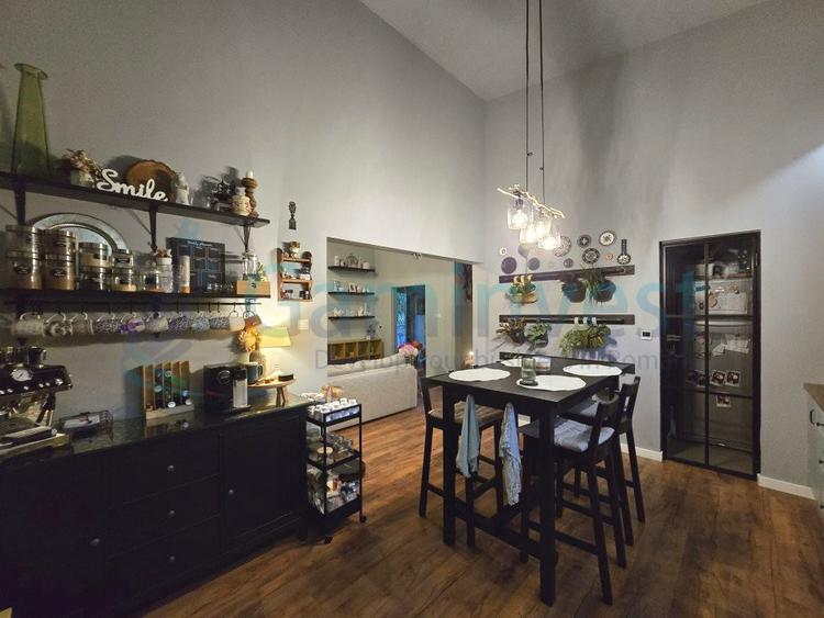 Casa exclusivista cu 5 camere de vanzare,Oradea,Bihor