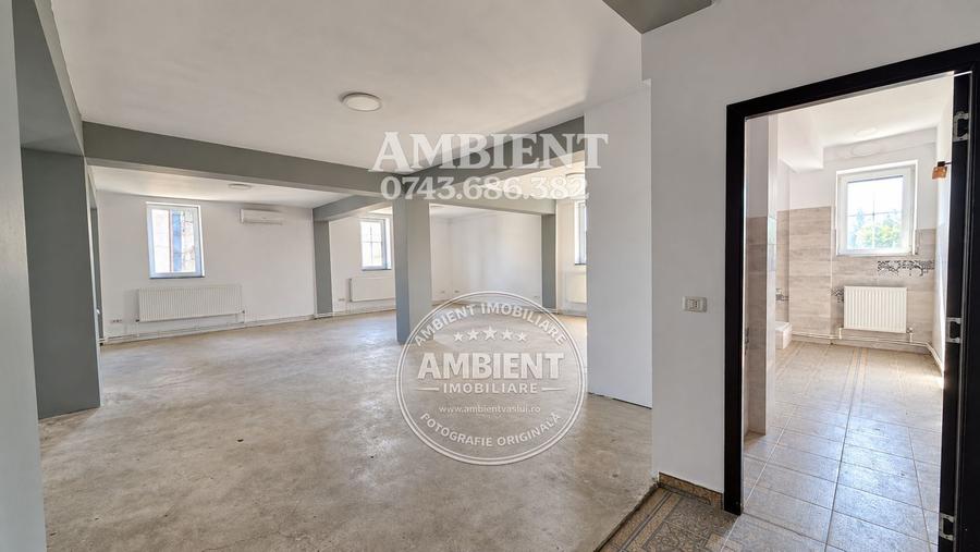 ANSAMBLU INDUSTRIAL HALĂ + CLADIRE BIROURI, 686 mp, VASLUI - ZONA INDUSTRIALĂ