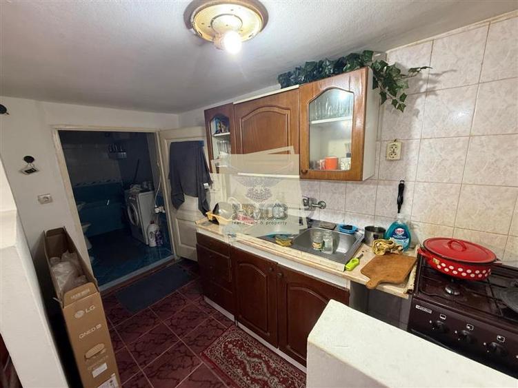 Casa cu 3 camere terasa si teren de 488 mp zona Parcul Sub Arini