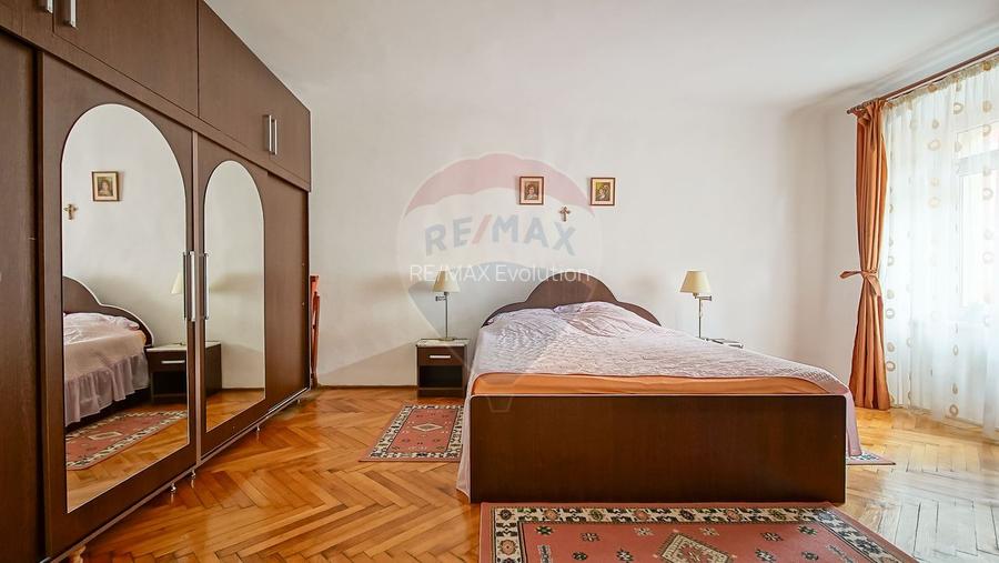 APARTAMENT ISTORIC 110 MP CU POD SI VEDERE SPRE STRADA REPUBLICII - 9