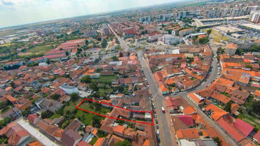 Teren 1444 mp Ultracentral Oradea, Strada Primăriei 52, front 20 m
