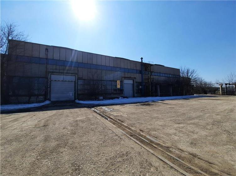 Spatiu Industrial - 4600 mp - Productie - Depozitare - Distributie