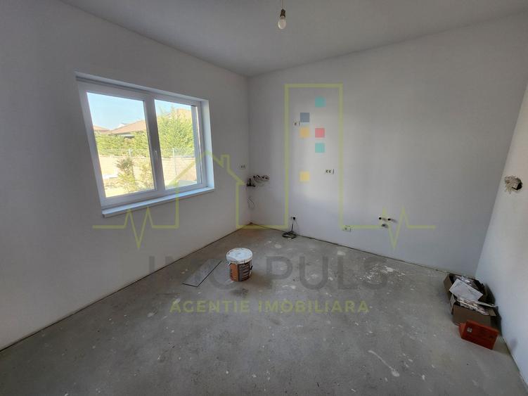 Duplex despartit prin Garaj. Dumbravita