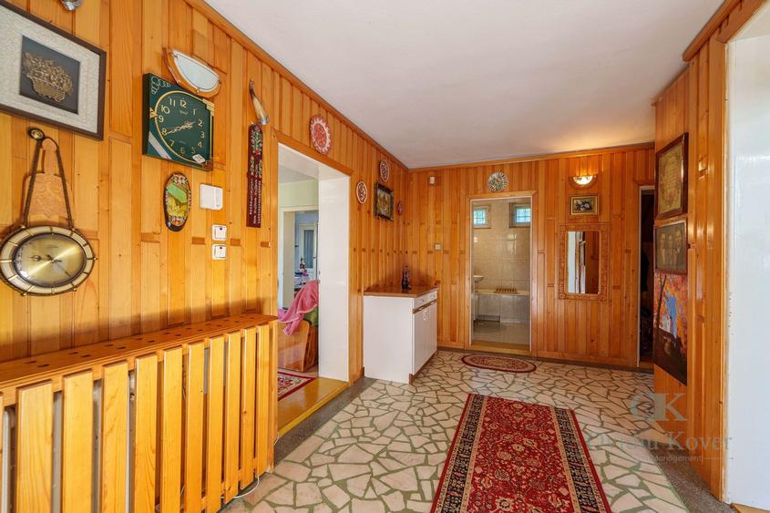 Casă 5 dormitoare, 288 mp utili, teren 1675 mp, Sfântu Gheorghe