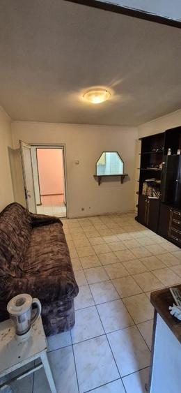 Ap cu 2 cam (amenajat cu 3), parter, balcon cu pivnita, 76.06 mp, decomandat
