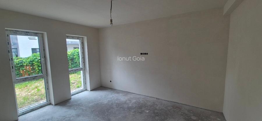 APARTAMENT CU GRADINA IN VILA CU DOUA APARTAMENTE - 9