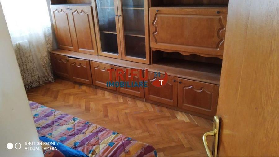 Apartament 4 camere foste proprietati Cetate 101 mp