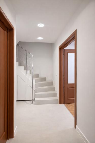 Apartament tip duplex 3 camere | 150 mp utili | curte 60 mp | parcare subterană