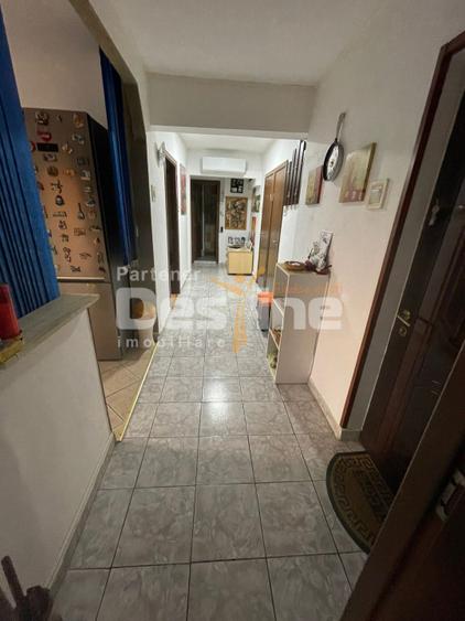 APARTAMENT 3 CAMERE RAHOVA, SLT POPA