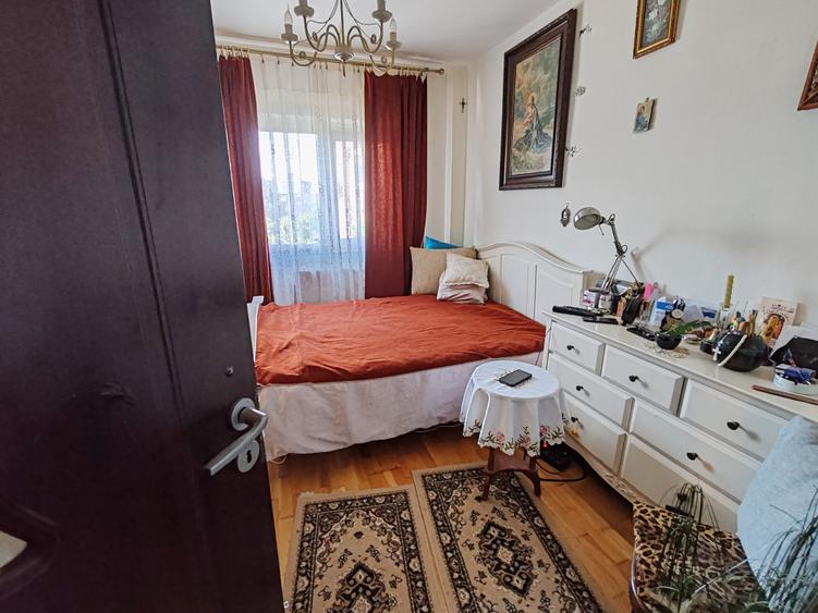 Apartament 3 camere zona Centrul Civic