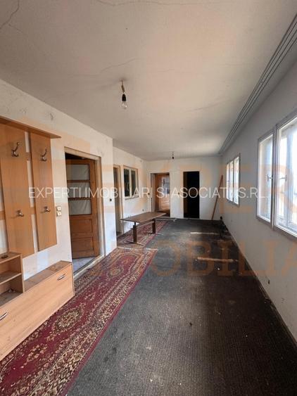 Casă de vânzare in zona KM 5, Constanța | 4 Camere | Teren 430 mp - 2