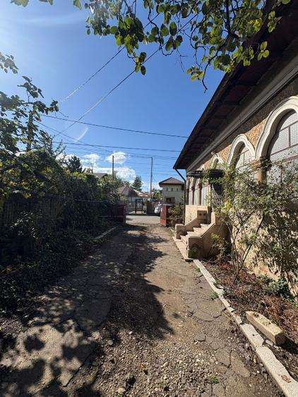 Vând teren 382mp,casă renovabilă/demolabilă, Mihai Viteazu-Caraiman-Republicii.