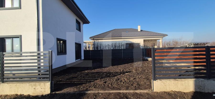 Casa individualacu suprafata de 145 mp utili, teren de 360 mp,situata in Jucu