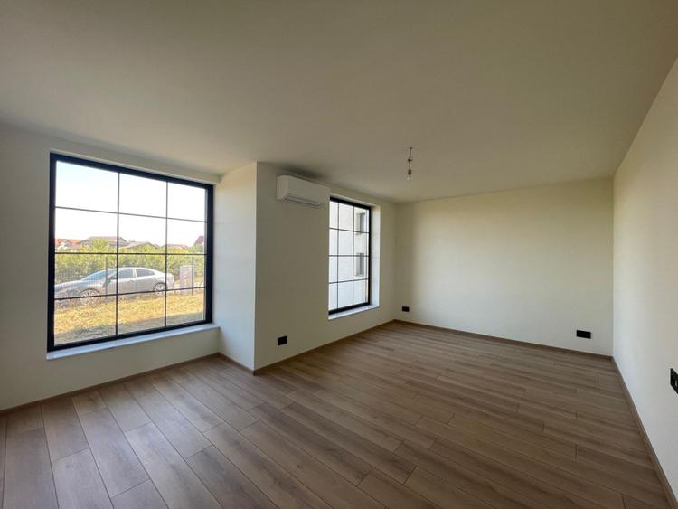 Duplex 6 camere, 400mp teren - Mosnita Noua