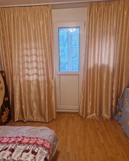 3 camere decomandat Drumul Taberei metrou Râul Doamnei