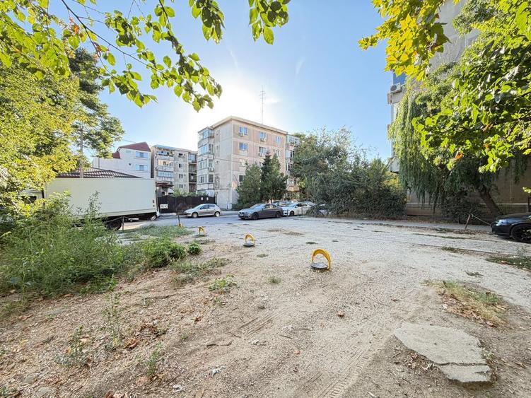 TEREN INTRAVILAN 256 MP SUBLOCOTENENT POPA RAHOVA