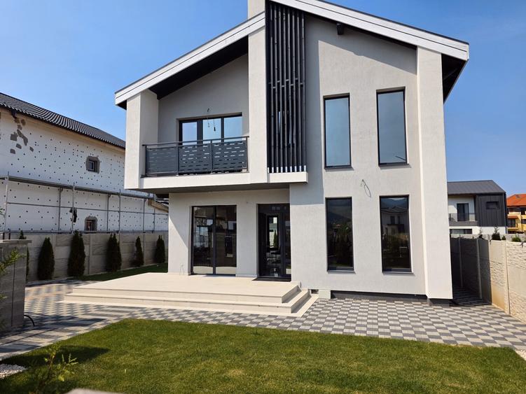 Casa individuala cu 4 camere, 130mp utili, teren 500mp, Cristian