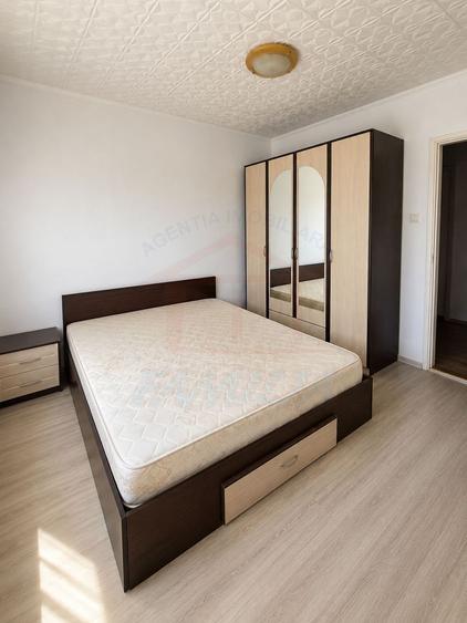 Apartament luminos cu 3 camere decomandate, 60 mp, Micro 16 – 57.000 €