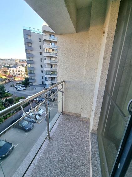 Garsoniera moderna in zona Grozavesti/Politehnica